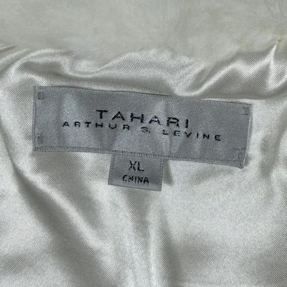 NWT Tahari Winter White Short Faux Fur Cropped Coat Womens XL Shrug Teddy Jacket - Picture 4 of 10